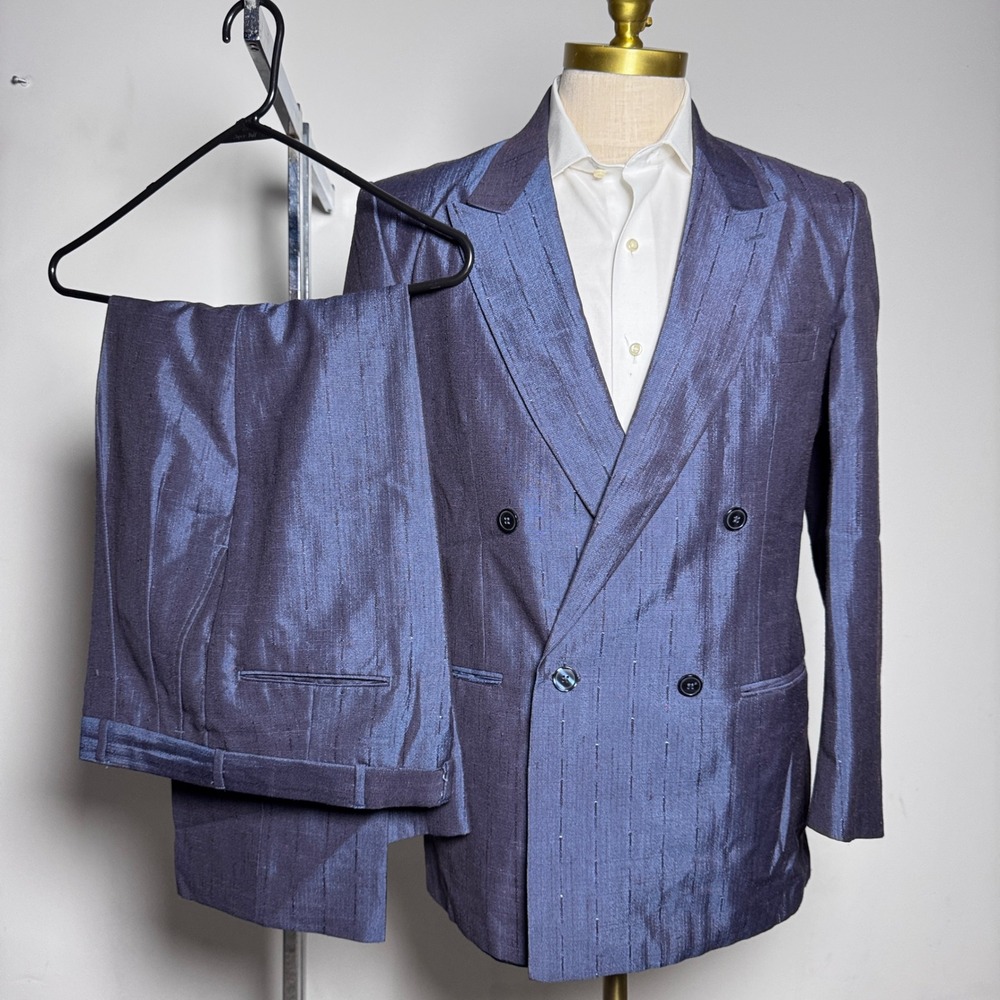 Primo Suit Mens 38R 32x29 Blue Textured Double Breasted Peak Lapel Sharkskin